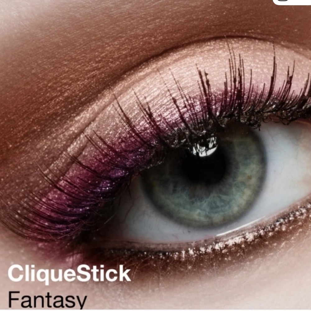 NEW Toy Factory clique stick Fantasy ultra pigmented eyeshadow crayon 0.07oz